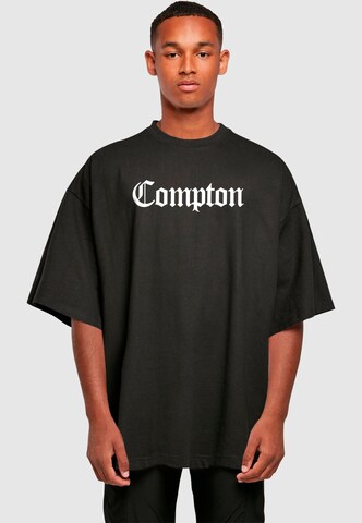 Mister Tee Shirt in Black: front