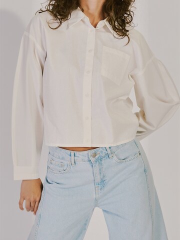 NORR Shirt ' Fraser ' in Wit: voorkant
