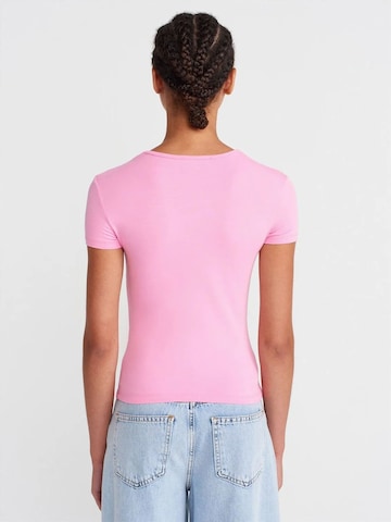 T-shirt 'T-Shirts' Dilvin en rose