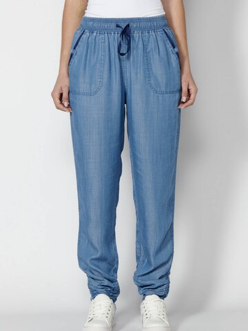 KOROSHI Tapered Jeans i blå