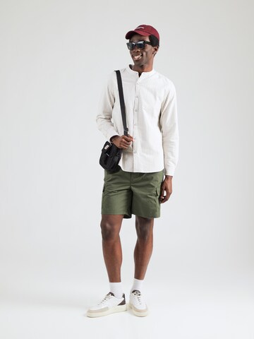 Coupe regular Chemise QS en beige