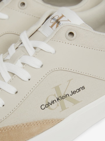 Calvin Klein Jeans Sneaker in Beige