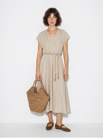 Abito estivo di Bianco Lucci in beige