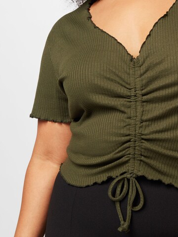 ABOUT YOU Curvy Majica 'Nuria Shirt' | zelena barva