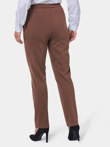 Goldner Regular Pleated Pants 'Martha' in Brown
