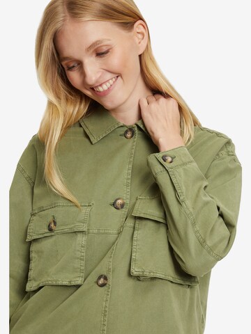 Cartoon Between-Season Jacket in Green