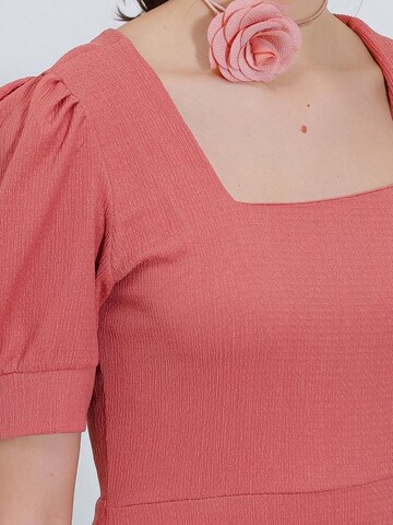 Bigdart Dress in Red