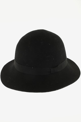 HALLHUBER Hat & Cap in 60 in Black