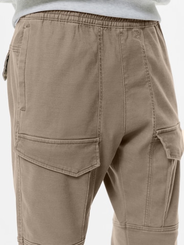 Pull&Bear Tapered Cargo Pants in Beige
