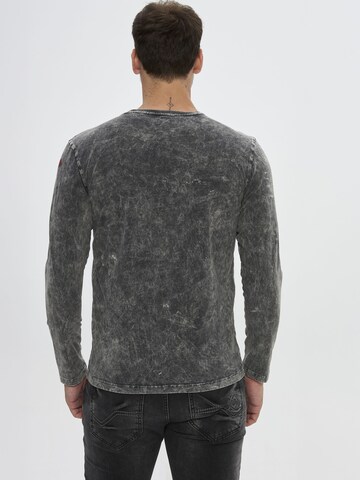 T-Shirt CIPO & BAXX en multicouleur