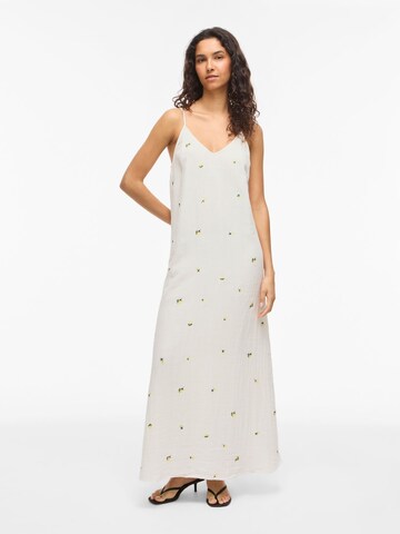 Robe 'VIBrodera' VILA en blanc