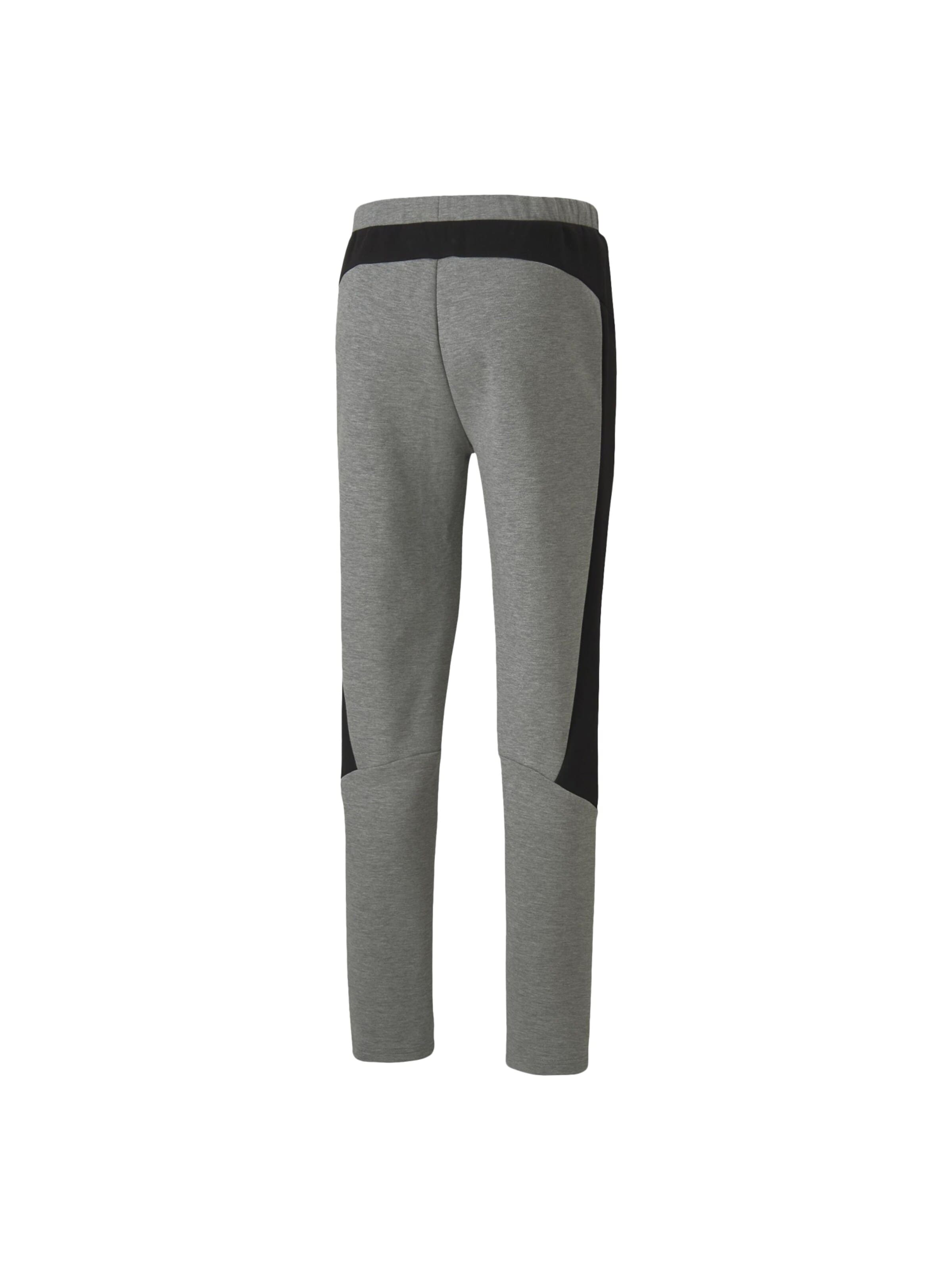 regular Pantaloni di PUMA in grigio