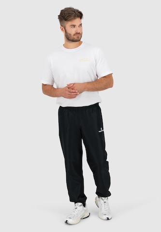Sergio TacchiniTapered Hlače 'Carson 024' - crna boja