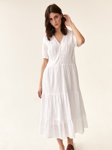 TATUUM Καλοκαιρινό φόρεμα σε λευκό
