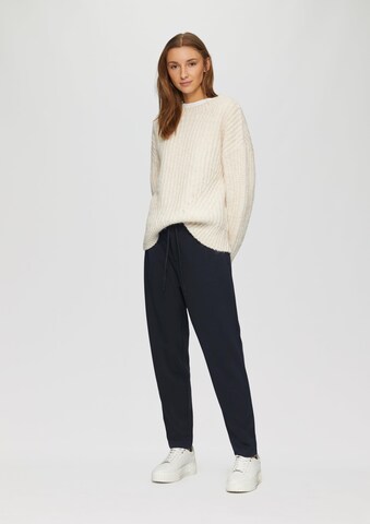 Effilé Pantalon s.Oliver en bleu : devant