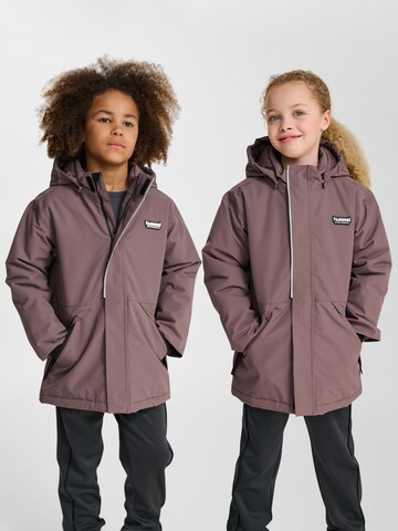 Hummel Sportjas in Bruin: voorkant