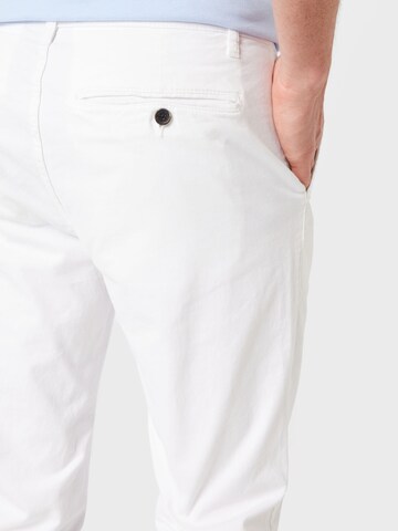 Regular Pantalon chino CAMP DAVID en blanc