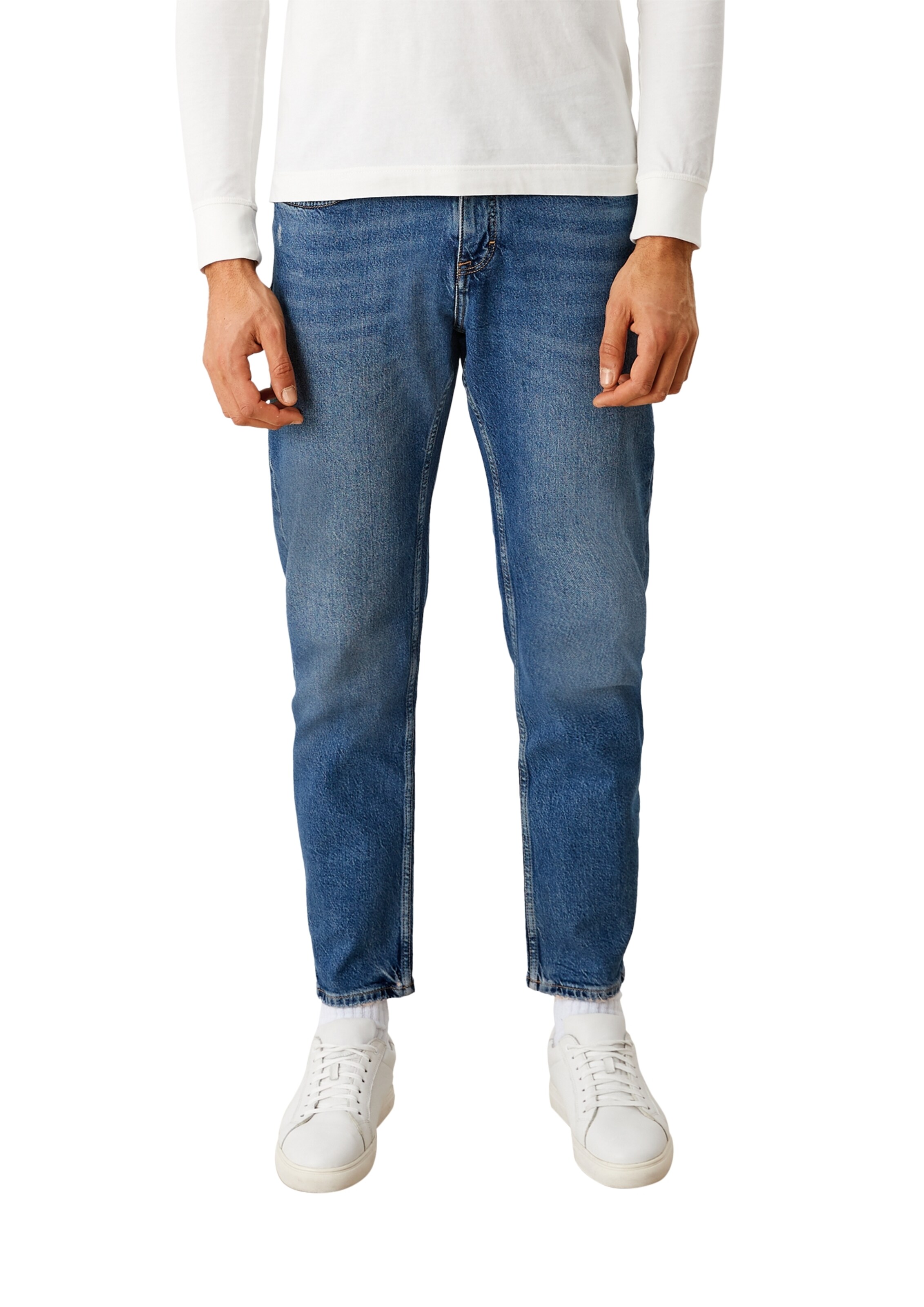 s.Oliver Tapered Jeans in Blau: Vorderseite