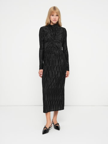 YAS Dress 'YASMINDA' in Black: front