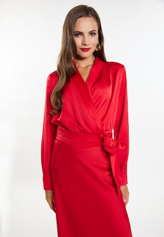 faina Blouse in Rood: voorkant