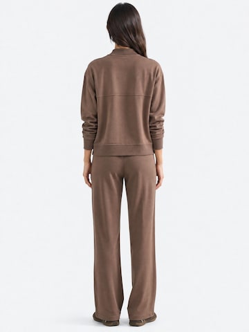 Lady Bersan Leisure suit in Brown