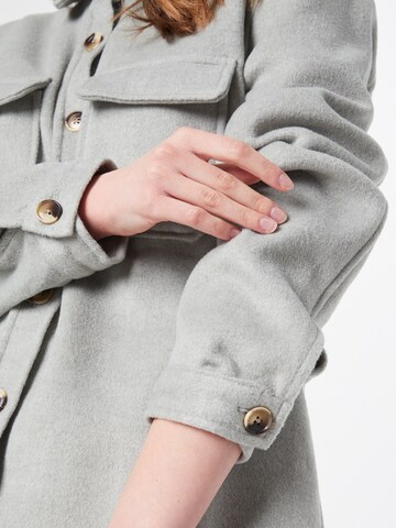 Veste mi-saison 'VERA OWEN' OBJECT en gris