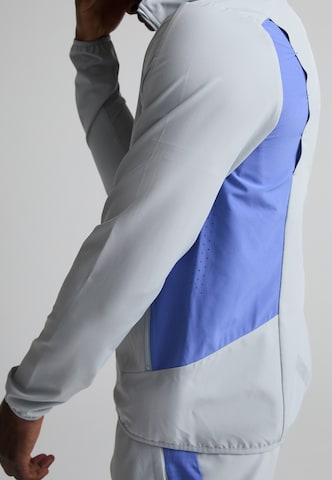 MONTERRAIN Trainingsjacke 'Lyder' in Grau