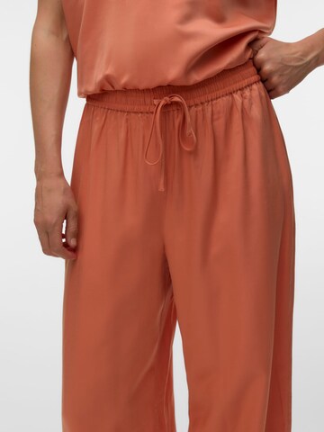 VERO MODA Baggy Trousers 'VMLina' in Orange