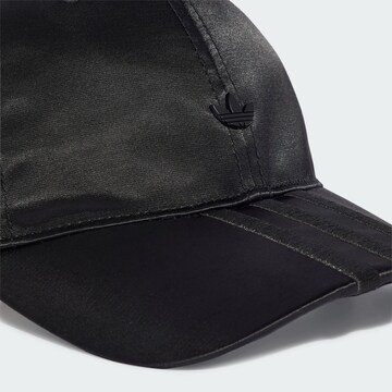 ADIDAS ORIGINALS Cap in Black