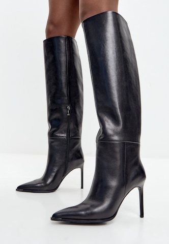 CESARE GASPARI Boot in Black