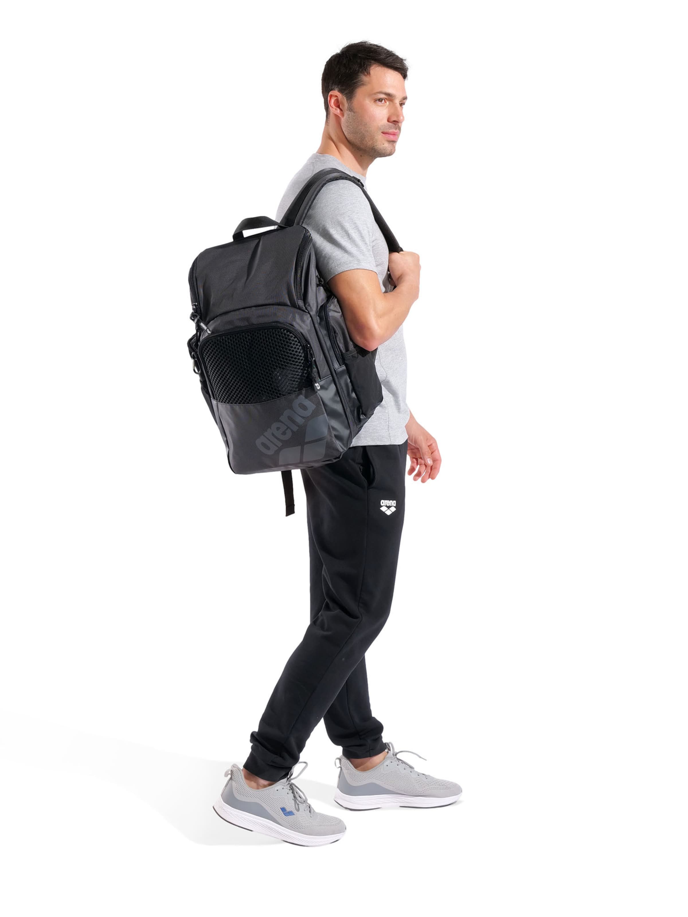 ARENA Спортивный рюкзак 'ONE GO BACKPACK 35L' в Черный