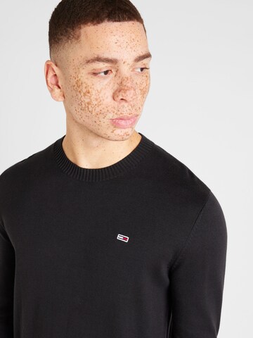 Tommy Jeans Sweater 'Essential' in Black