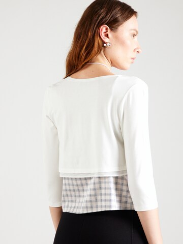 Bolero di VM Vera Mont in bianco
