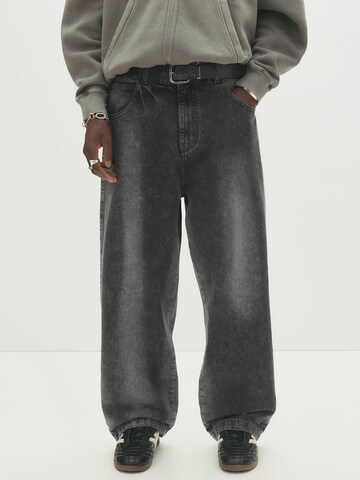 Pull&Bear Baggy Jeans in Grijs: voorkant
