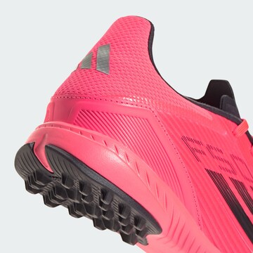 Chaussure de foot 'F50 League' ADIDAS PERFORMANCE en rose