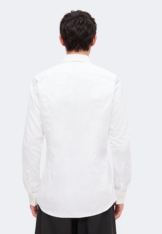Coupe regular Chemise 'Kenno' HUGO en blanc