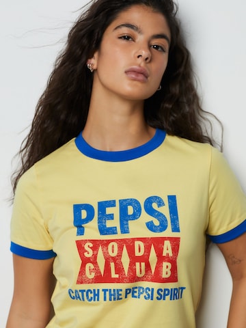 Next Μπλουζάκι σε κίτρινο