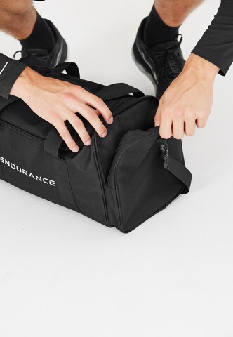 ENDURANCE Sporttas 'Lanakila 40L' in Zwart