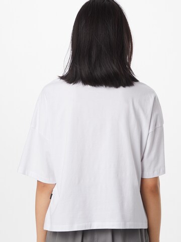 T-shirt 'Amy' Noisy may en blanc