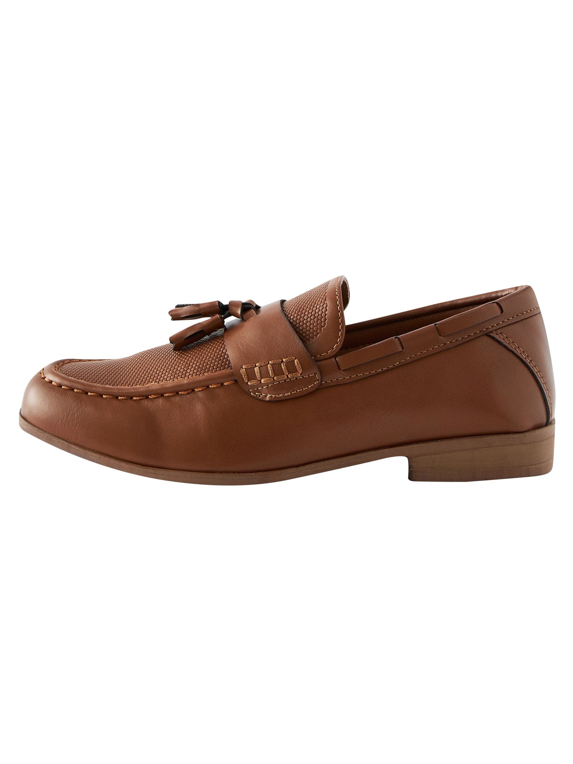 Next Low shoe in Brown: front