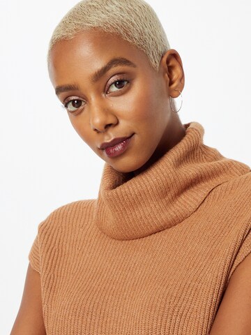 Pull-over 'Elsy' OBJECT en marron