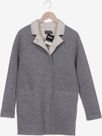 River Woods Jacket & Coat in XS in Grey: front