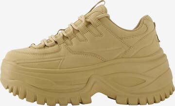 Sneaker bassa di Bershka in beige