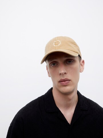 Pull&Bear Cap in Braun