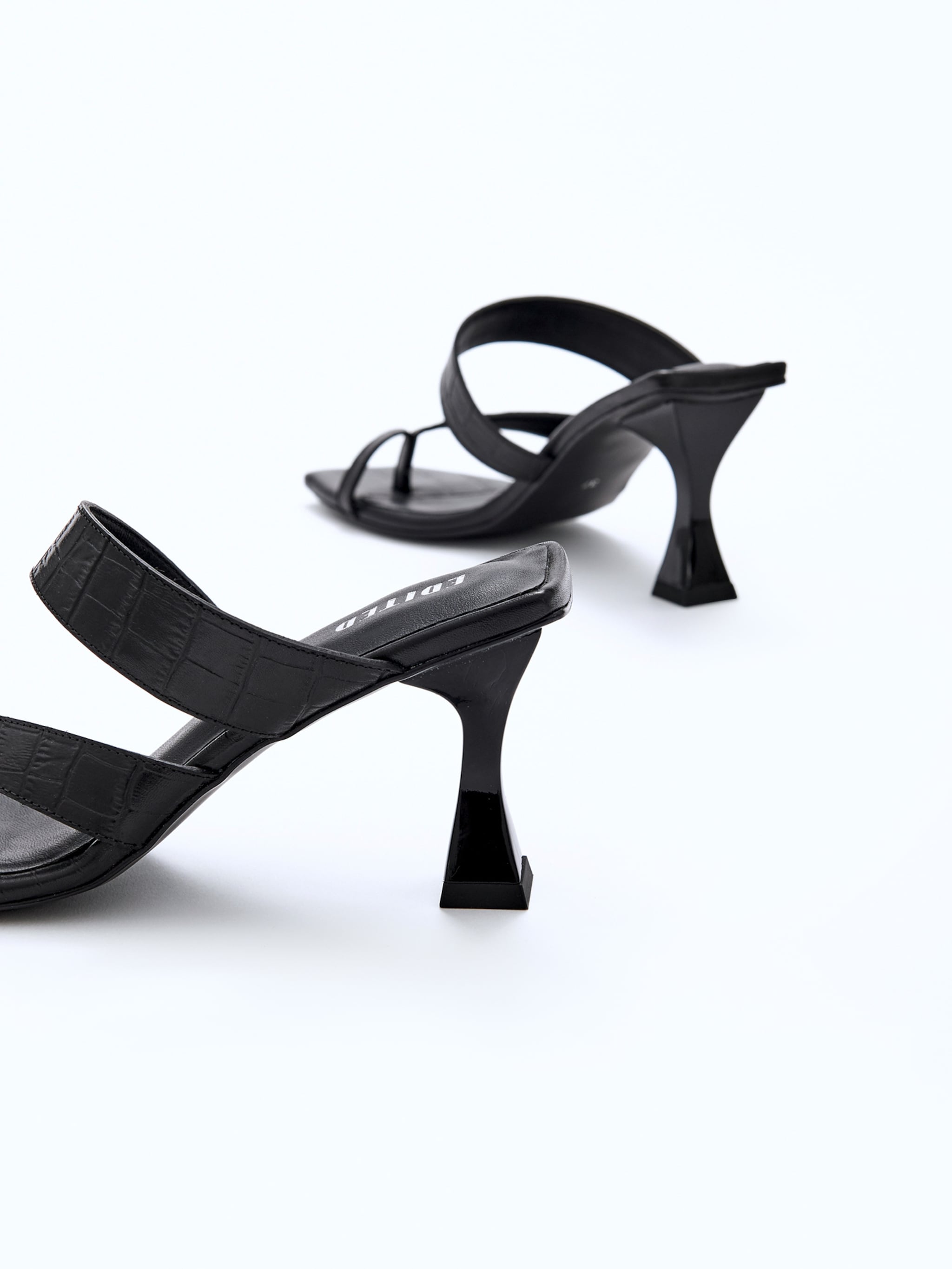 EDITED Produkter Pumps 'Konradina' sort