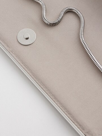Next Clutch in Zilver