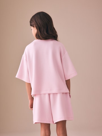 Next Set in Pink