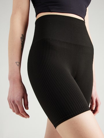 BJÖRN BORG Skinny Sportshorts in Schwarz