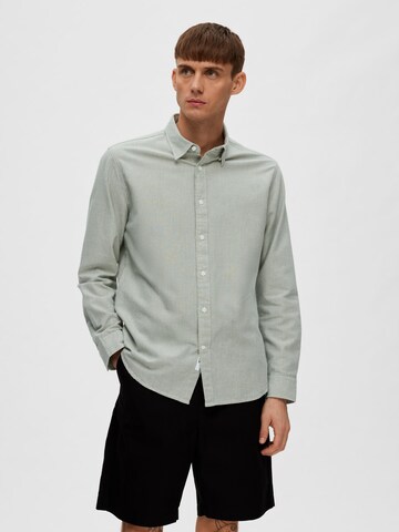 SELECTED HOMME Regular fit Skjorta 'Regguy' i grön: framsida
