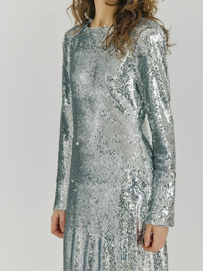 NORR Robe ' Emma ' en argent, Vue avec produit